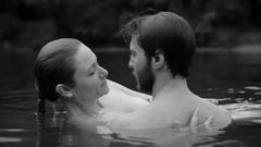 Julia Jentsch topless in Die Habenichtse
