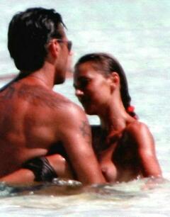 Linda Santaguida topless in a water paparazzi photo