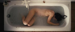Jessy Moravec nude in a bathtub scene from Fische