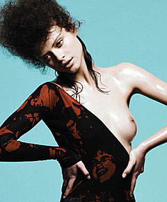 Lais Navarro nude tit