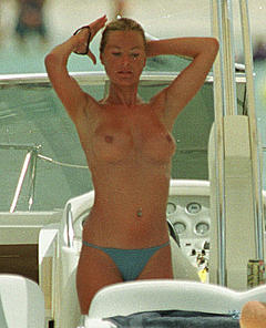 Tracy Shaw topless on a boat paparazzi photo