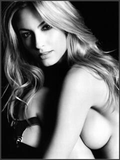 Ariadne Artiles topless in GQ Magazine