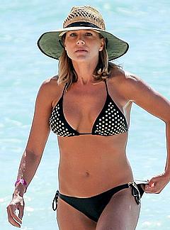 Julie Benz in bikini