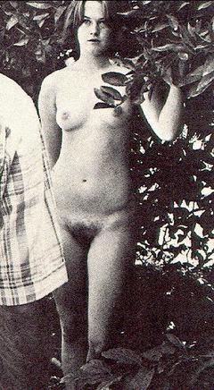 Young Melanie Griffith full frontal nude