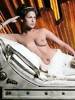 Eva Mendes lying topless