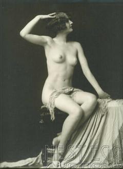 Barbara Stanwyck nude black-&-white vintage photo