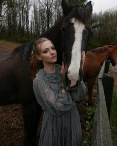 Amanda Seyfried with horse photographed by Sasha O'Neil 2019