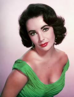 Elizabeth Taylor in green dress