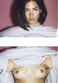 Cenit Nadir shows her nude tits