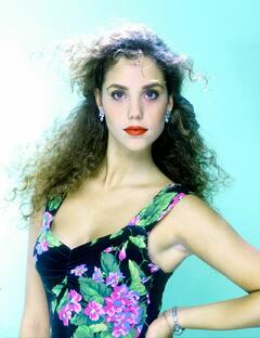 Young Elizabeth Berkley for Ron Wolfson photoshoot - July 1990\