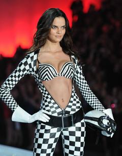 Barbara Fialho  sexy at 2013 Victoria's Secret fashion show