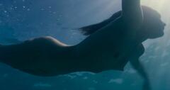 Spanish actress Nadia de Santiago nude in a water at El tiempo que te doy