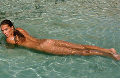 Daria Werbowy nude in a water for Madame Magazine - April 2011