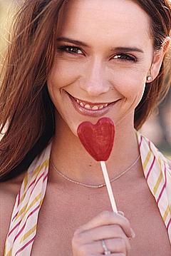Jennifer Love Hewitt with lollipop