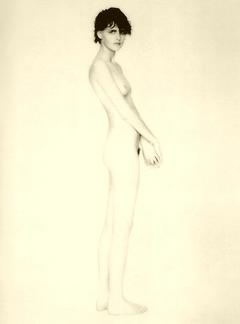 Stella Tennant naked black-&-white image