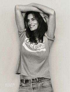 Cindy Crawford - Harper’s Bazaar, France - November 2025