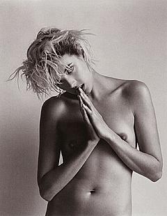 Agyness Deyn topless