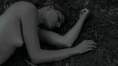 Julia Gorr topless in Komm und spiel