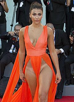 Giulia Salemi looks like forget her panties at Brimstone premiere in Venice