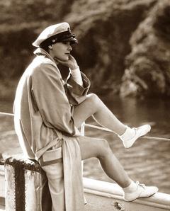 Greta Garbo sexy legs