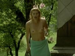 Agnieszka Warchulska topless at Szelest