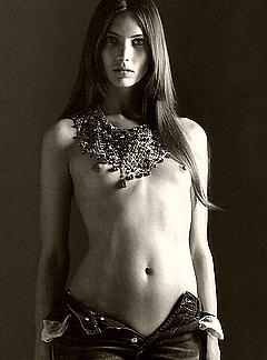 Jessica Miller topless