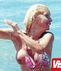 Giulia Montanarini oops paparazzi photo