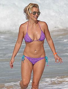 Britney Spears in bikini on a beach in Hawaii