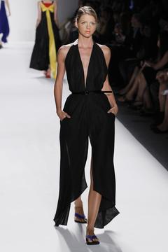 Chantal Jones runway image