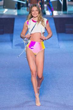 Eniko Mihalik underboob runway image