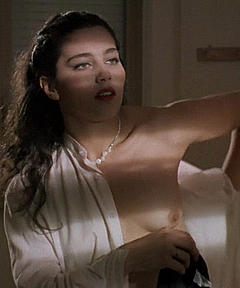 Fabiola Toledo nude tit in A Blade in the Dark