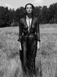 Daria Werbowy in wet see through dress