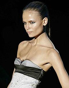 Natasha Poly catwalk photo