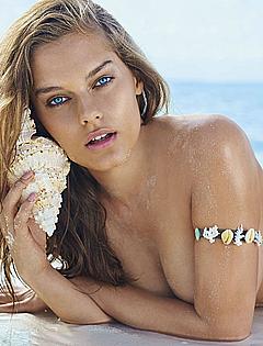 Solveig Mork Hansen braless