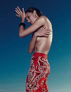Constance Jablonski topless but covered