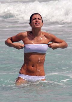 Elisabetta Canalis pokies in white bikini