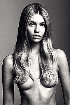 Stella Maxwell topless