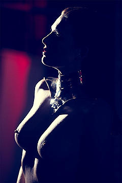 Elodie Frege topless