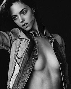 Veronica Zoppolo topless in denim jacket