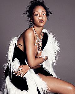 Rihanna sexy for magazine
