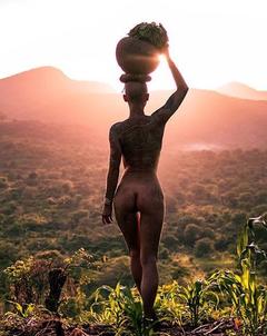 Marisa Papen naked in nature photo