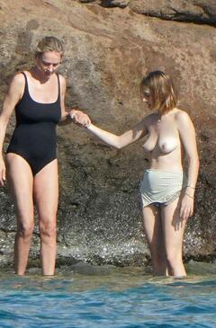 Maya Hawke topless with Uma Thurman paparazzi photo