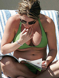 Britney Spears in green bikini