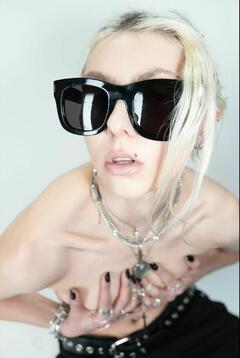 Taylor Momsen topless grab her breasts The Great Frog Jewellery Photoshoot by Steph Gomez. - December 2024