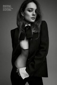 Charlotte Lawrence - Elle, US - April 2026