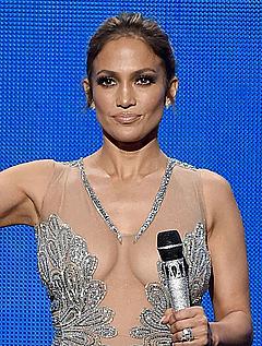 Jennifer Lopez sexy at 2015 American Music Awards