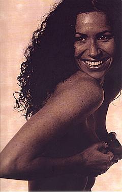 Minnie Driver topless
