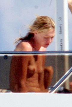 Portia dirossi nude.