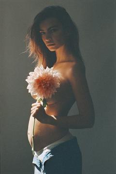 Pregnant Emily Ratajkowski topless with flower