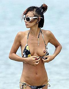 Bai Ling titslip paparazzi photo
